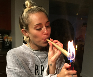 tab/thumbs/miley-cyrus-2/name.png Sex Tape